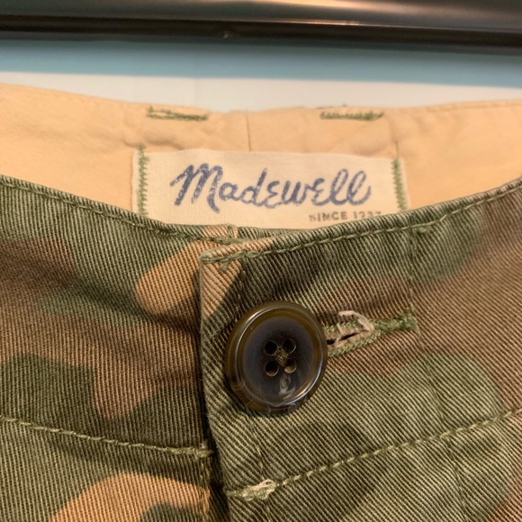 Madewell Cropped Rivington Trousers In Camo Green - Picture 4 of 8